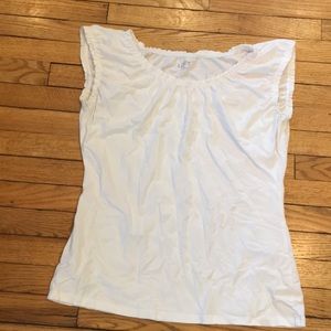 White, Sleeveless blouse